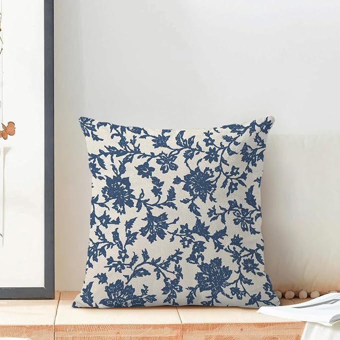 Floral Pillow Covers 18x18 Inch Set of 2 Block Print Blue Flower Throw Pillow Covers Outdoor Decor Boho Vintage Flower Decoration Pillowcase Farmhouse Decorative Cushion Cover for Home Sofa