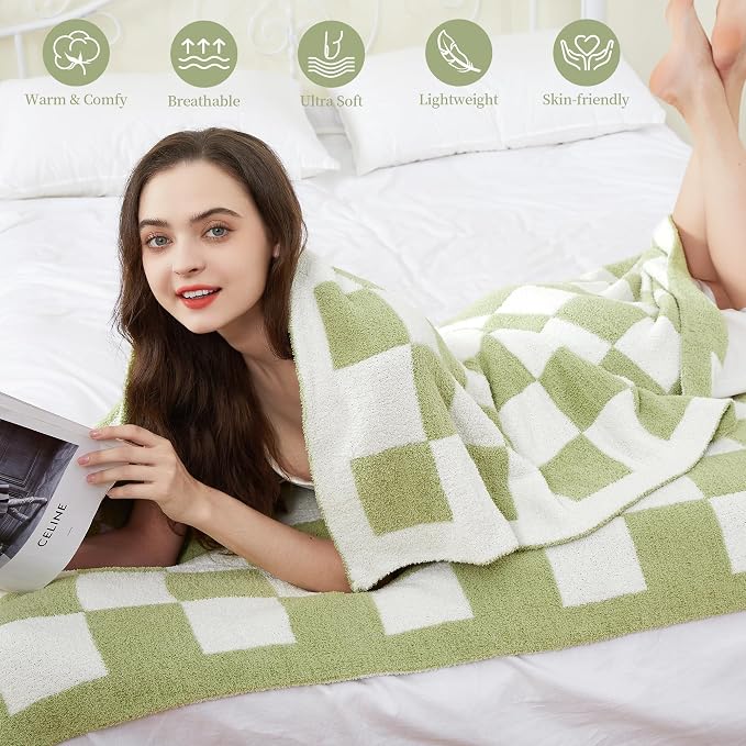 SeaRoomy Fuzzy Checkered Throw Blanket for Bed Decor,Green 90"X90" | Warm,Cozy,Fluffy,Lightweight,Gift for Women Couch Sofa Bed Room Decor