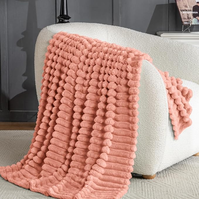 Wider Striped 380gsm Thick Large King Blanket for Couch Super Soft Cozy Blankets for Women Big Fuzzy Fleece Pink Blanket for Bed Sofa 90x104