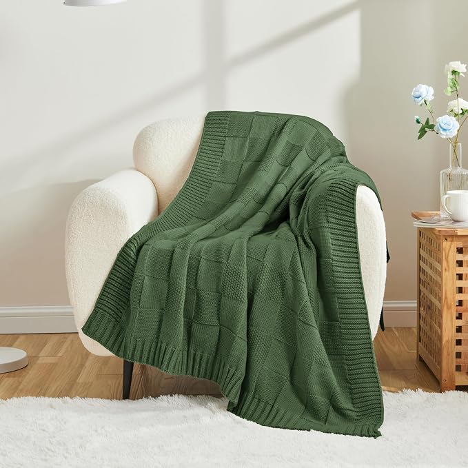 CozeCube Christmas Green Knitted Checkered Throw Blanket 50"X60" | Check Knit Throw for Couch, Decorative Christmas Soft Cozy Warm Blanket for Bed Sofa Living Room