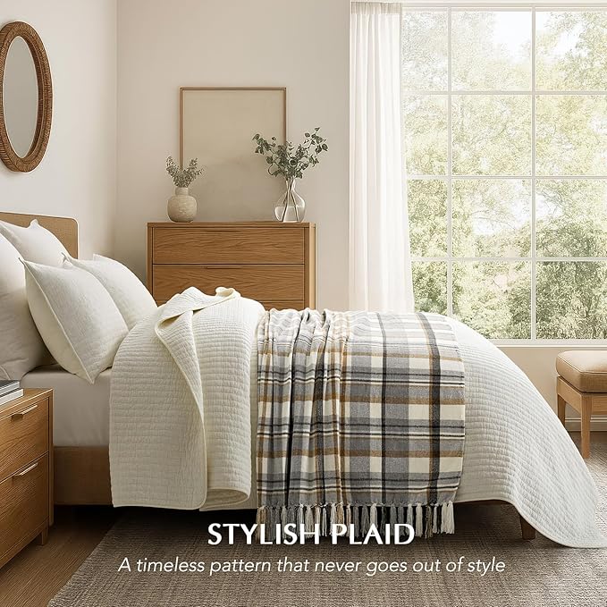 Plaid Chenille Knit Throw Blanket, 60"x80", Grey & Beige | Super Soft Knitted Throw with Tassels, Cozy, Decorative Farmhouse Plaid, Lightweight, Ideal for Couch Bed Gift Home Decor