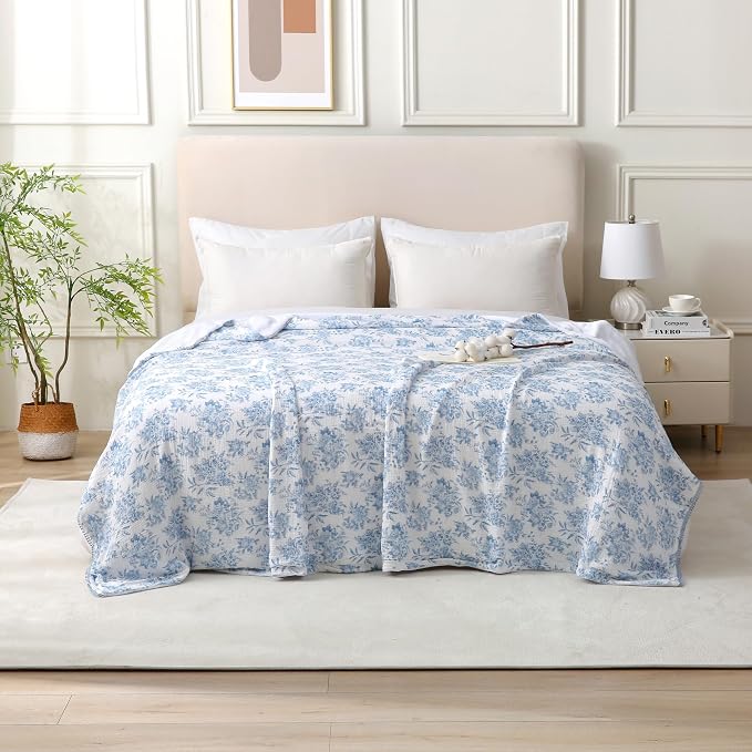 Viviland Cooling Muslin Blanket King Size for Bed Summer Gauze Blanket for Adults Breathable Lightweight Soft for Hot Sleepers Linen Blue Nerrah 108 x 90 Inches