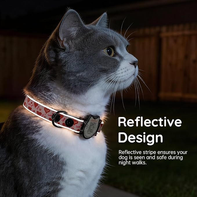 Breakaway Cat Collar with QR Code Name Tag&Bell, Adjustable Kitten Collar, Reflective Anti-Lost Safety Cat Collars for Girl Cats & Boy Cats, Comfortable Durable Nylon Pet Collar(Love)