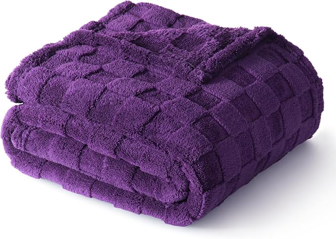 Exclusivo Mezcla 3D Checkered Fleece Throw Blanket for Couch, Purple | Super Soft and Cozy Fluffy Throw, Lightweight and Breathable, Cute Fuzzy Blanket for Sofa, Home Decor, All Season, 50"x60"