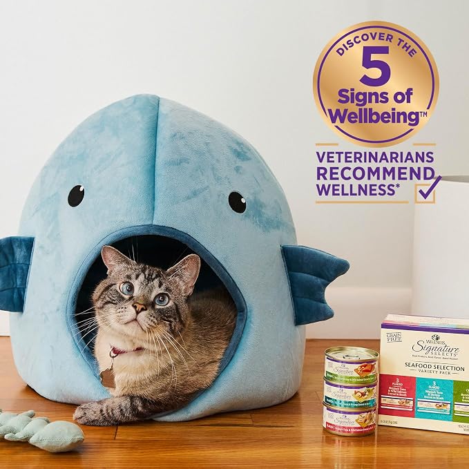 Wellness CORE Signature Selects Variety Pack Adult Canned Wet Cat Food, Natural, Protein Rich, Grain Free, Seafood Recipes, 5.3 oz, Pack of 12 Cans