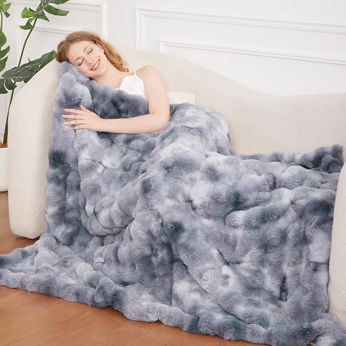 Comelady Soft Fluffy Faux Fur Throw Blanket 50"x60", Bubble Plush Texture | Tie-dye Grey Blue Thick Fuzzy Throw, No-Shedding, Aesthetic & Cozy for Couch Bed Room Decor, Warm Gift for Women Men