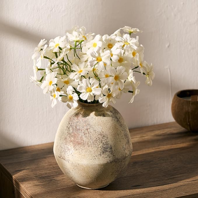 PORCER Ceramic Flower Vase, 6.22 Inch Rustic Farmhouse Vase Home Decor, Handcrafted Vintage Pottery Vase, Small Terracotta Vases for Living Room, Table, Shelf, Fireplace-Natural Brown