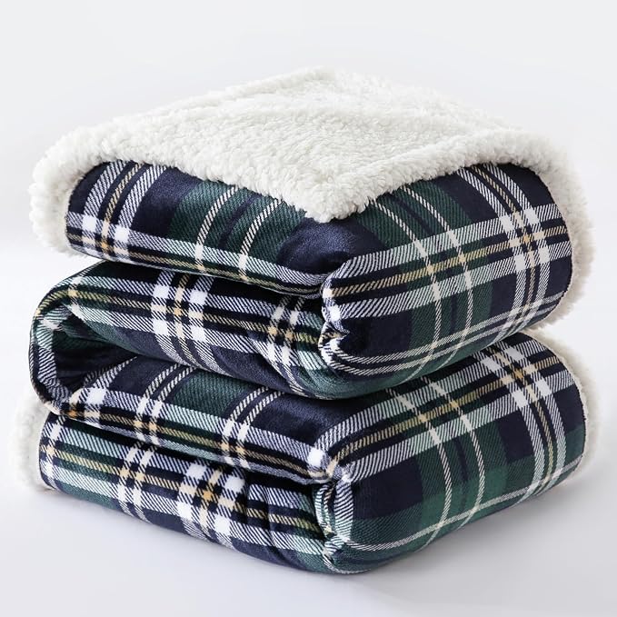 PU MEI Sherpa Fleece Throw Blanket 80" x 90" Reversible Plush Fluffy Large Big Blanket Lattice Flannel Blankets for All Season Use,Dark Green Check