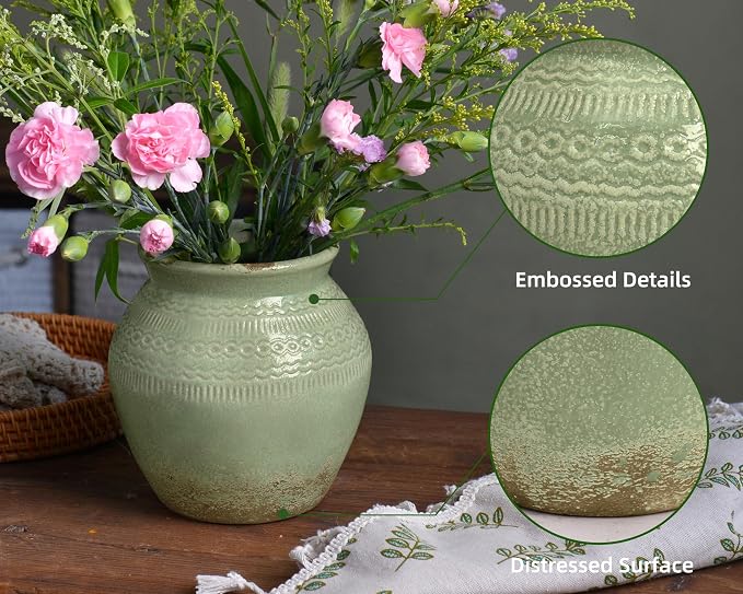 Quoowiit Ceramic Rustic Farmhouse Vase, Green Distressed Flower Vase for Home Decor, Boho Decorative Vases for Centerpiece Table Decorations, Vases for Living Room Kitchen Entryway Mantle Shelf Decor