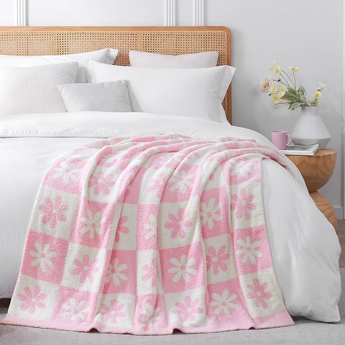 Snuggle Sac Checkered Blanket, Pink Flower Throw Blanket for Couch Plaid Microfiber Fluffy Warm Cozy Fuzzy Soft Throw Blanket Reversible Checkered Blankets for Sofa, Chair, Bed, 60x80 inches