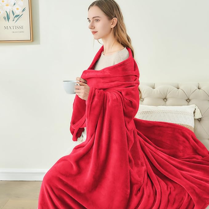 BEDELITE Fleece Blanket Soft Plush Throw for Couch Red 50"x70" | Ultra Soft Fleece, Plush Microfiber, Lightweight Warmth, All Season Comfort, Fade Resistant, Machine Washable, Couch Sofa Bed