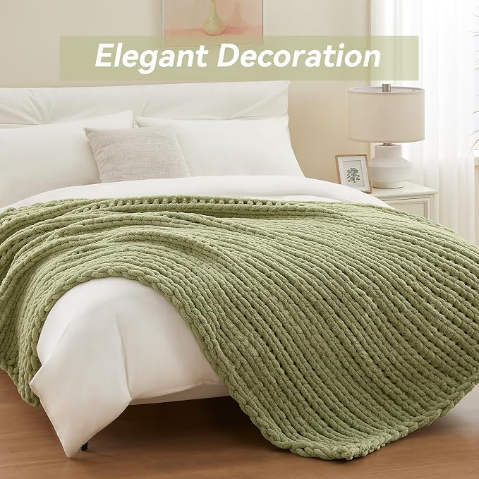 Negwoo Chunky Knit Throw Blanket, Knitted Throw Chenille Yarn, 60"*80" | Soft Thick Cable Knitted Blankets, Handmade Big Thick Blanket, Machine Washable Cute Comfy Blanket for Home Decor,Light green