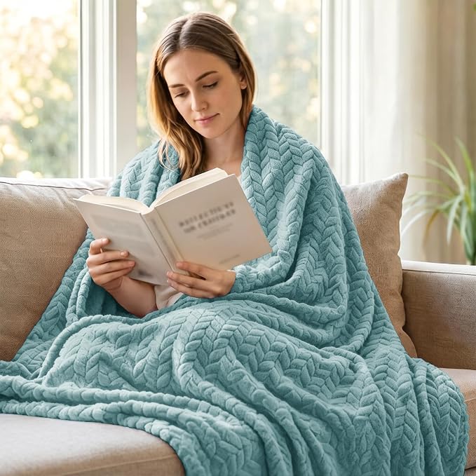 Exclusivo Mezcla Soft Fleece Bed Blanket Queen Size, 90”x90”, Celadon | Cozy Fluffy Lightweight Blankets for Summer, Decorative Plush Flannel Throws for Living room, Bedroom with Leaves Pattern
