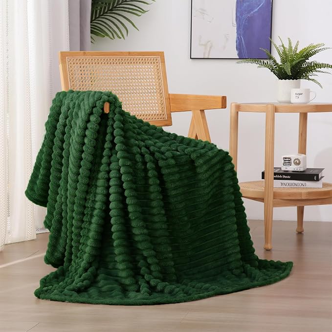 Green Fleece Throw Blanket 108”×90” for Couch Sofa Livingroom | Super Soft Cozy Plush Microfiber Flannel Bed Blanket Striped Design Lightweight Home Decor Gifts for Adults Mom Women