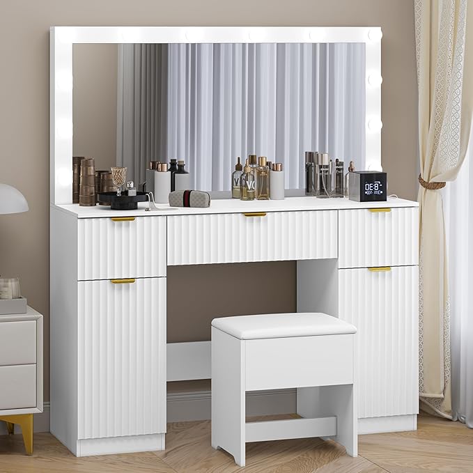 Fluted Makeup Vanity with Large Lighted Mirror and Chair, 7 Drawer Dressing Table with Power Outlet and USB, Elegant Vanity Desk with Cushioned Stool for Bedroom, Women, Girls