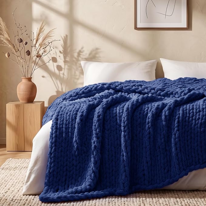 L'AGRATY Chunky Knit Throw Blanket for Couch, 50 x 70 Inches, Dark Blue | Handmade Chenille Crochet Blanket for Sofa Bed, Thick Cable Knitted Blankets for Room Home Decor, Birthday Gift for Women Mom