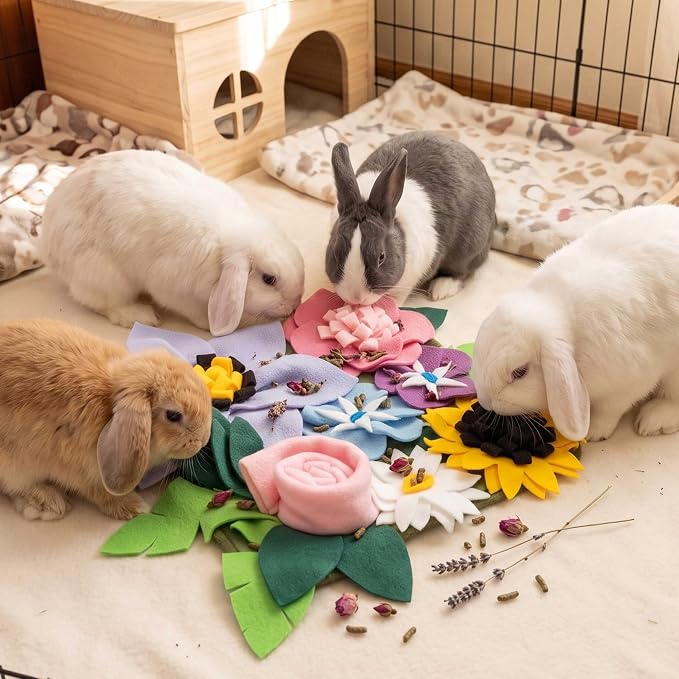 Snuffle Mat for Rabbit, Cute Flower Interactive Bunny Foraging Toy