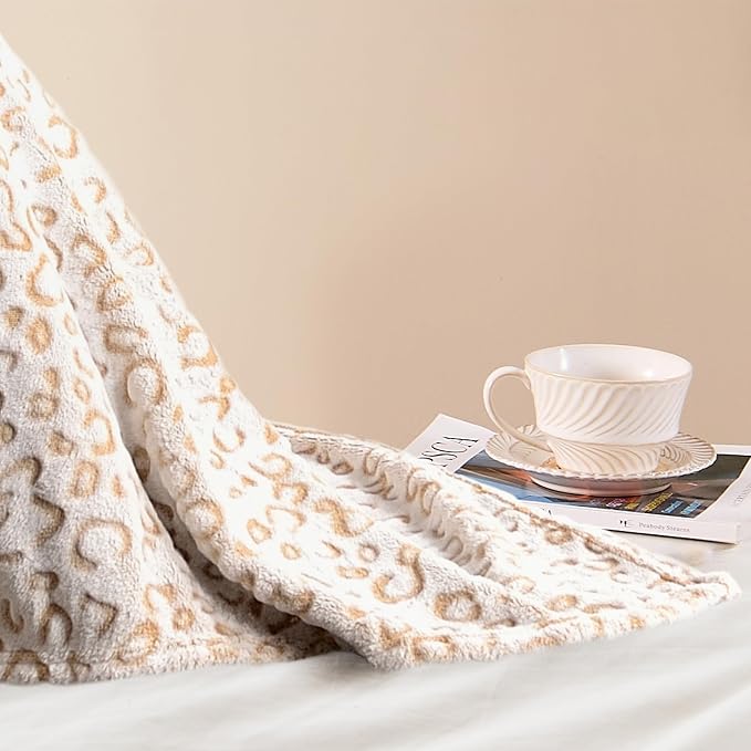 PLEASANT BOULEVARD | Leopard Throw Blanket Fleece, Premium Lightweight Cozy Warm Plush Microfiber Bedspread for Couch Sofa and Bed (Brown, Twin (60 x 80 inches))