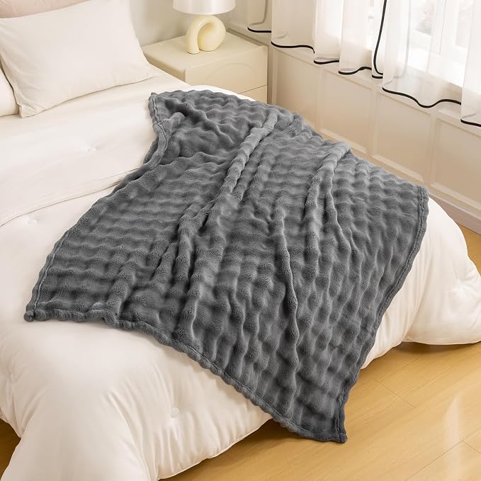 YUSOKI 3D Fleece Bubble Queen Size Blanket,Grey, 90"x90" | Ultra Soft, Non-Shedding, Lightweight for All Season Use, stays fluffy after repeated washes, Perfect Gifts, Machine Washable
