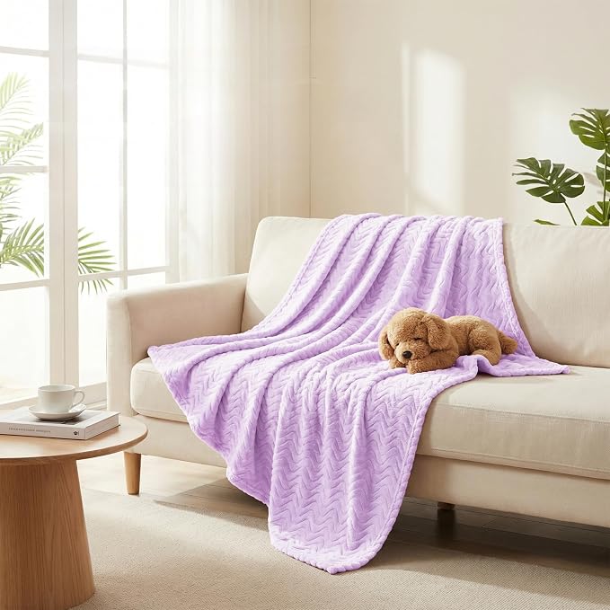 Exclusivo Mezcla Soft Fleece Blanket Twin Size for Bed, Sofa, Lilac Purple | 90"x66" Breathable Lightweight Flannel Blanket for Summer, Plush Cozy Jacquard Wave for Home Decor