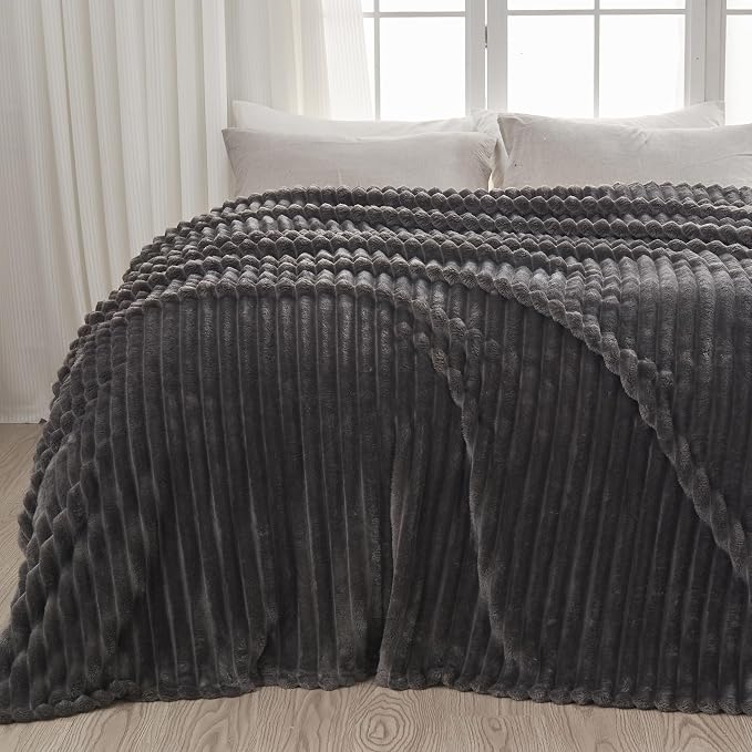 NEWCOSPLAY Fleece Ribbed Cozy Queen Blanket for Couch, Grey, 90"x90" | Premium Silky Flannel Blanket, Soft Lightweight Fluffy Throw Blanket for Bed Sofa Decor, Gift for All Season Use