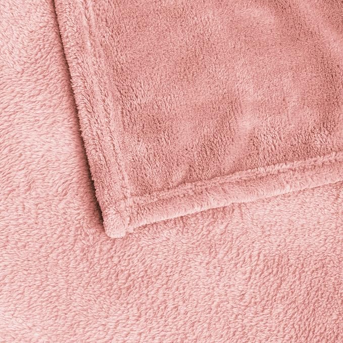 BEDELITE Fleece Blanket Soft Plush Twin Size Blanket Pink 60"x80" | Ultra Soft Fleece, Plush Microfiber, Lightweight Warmth, All Season Comfort, Fade Resistant, Machine Washable, Couch Sofa Bed
