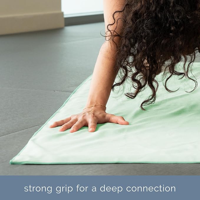 S&T INC. Aura Yoga Mat Towel, Quick Dry Towel, Soft and Absorbent for Gym, Pilates, and Hot Yoga Mat, 2 Pack, 26.5 inches x 72 inches, Microfiber, Sage Green
