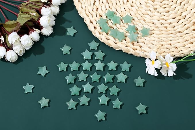 QINJIEJIE 20 PCS Green Aventurine Crystal Star Healing Stones Mini Crystal Cute Polished Pocket Stone Thumb Star Gemstones Set Bulk Wholesale Reiki Energy Balancing Green Christmas Decor