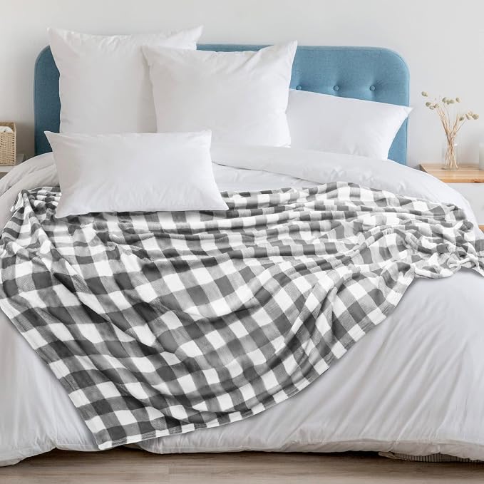 PAVILIA Light Grey Buffalo Plaid Throw Blanket for Couch, Soft Checkered Flannel Fleece Blanket for Sofa, Grey White Plaid Decorative Couch Throw, Warm Cozy All Season Fall Blanket Decor Gift, 60x80