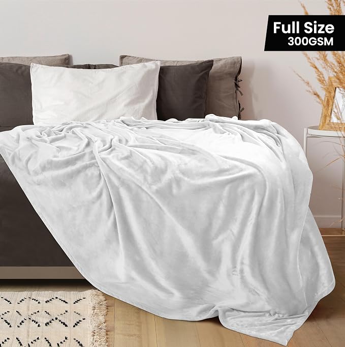 Utopia Bedding Ultra Soft Fleece Bed Blanket Full Size White (90x84 Inches) | Microfiber Plush Warm Lightweight Breathable Cozy Blanket Anti-Static, All Season Use, Gift for Women and Men