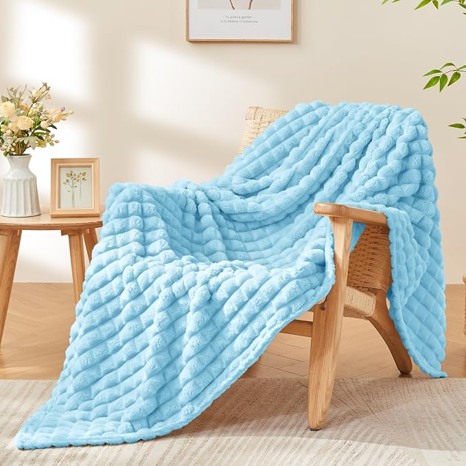 BEDELITE 3D Checked Light Blue Fleece Throw Blanket for Couch, 50x60 Inches | Soft Warm Fuzzy Fluffy Blanket for Bed Sofa, Lightweight Plush Cozy Blankets for Home Room Decor, Gift for Women, All Season