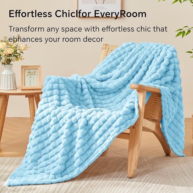 BEDELITE 3D Checked Light Blue Fleece Throw Blanket for Couch, 50x70 Inch | Soft Warm Fuzzy Fluffy Blanket for Bed Sofa, Lightweight Plush Cozy Blankets for Home Room Decor, Gift for Women, All Season