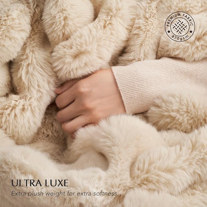 Faux Rabbit Fur Bubble Throw Blanket, 60"x80", Cream | Ultra Soft, Luxury Faux Rabbit Fur Throw, Thick Warm Bubble Blanket, Cozy Fluffy Reversible, for Bed, Couch, Chair, Sofa