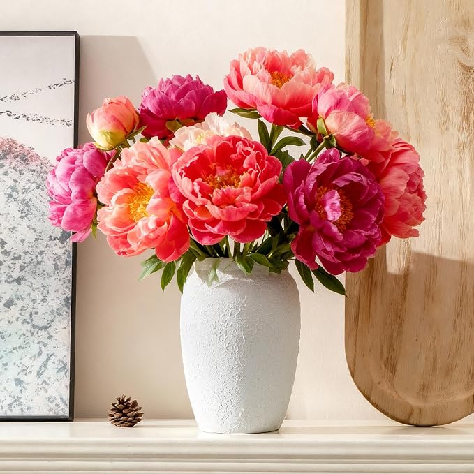Ceramic Farmhouse Flower Vase, 8.2 Inch Terracotta Rustic Vase, Christmas Decorative Pottery Flower Vases for Living Room, Entryway, Table, Shelf Decor