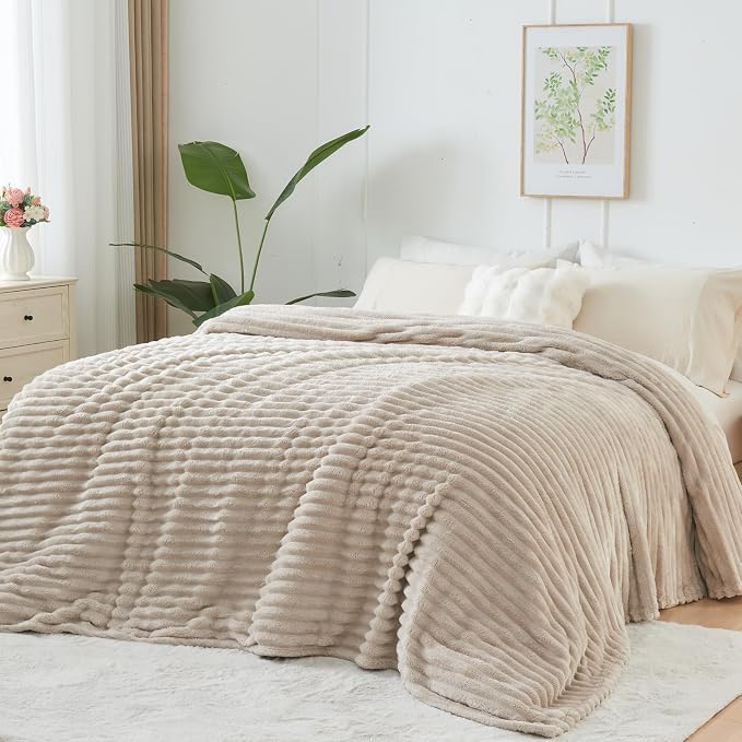 NEWCOSPLAY Fleece Ribbed Cozy King Blanket for Couch, Linen, 90"x110" | Premium Silky Flannel Blanket, Soft Lightweight Fluffy Throw Blanket for Bed Sofa Decor, Gift for All Season Use