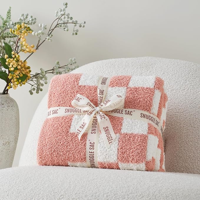 Snuggle Sac Checkered Bedding Blanket Twin Size 60x80, Super Soft, Cozy Warm Knit Blankets, Reversible Breathable Lightweight Fluffy Throws for Sofa, Bed, Checkered Pink, 60x80 Inches