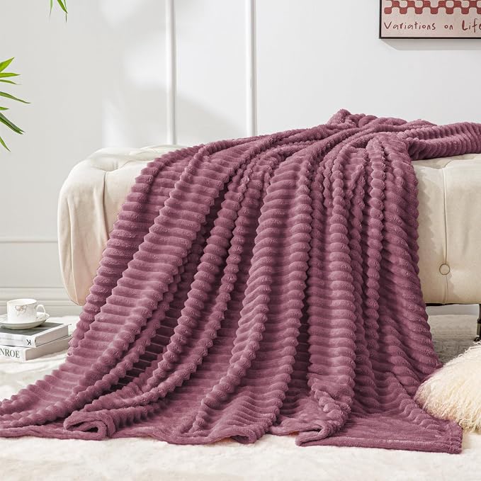 BEDELITE 3D Ribbed Jacquard Plum Fleece Twin Blanket for Bed, 60x80 Inch | Soft Warm Decorative Fluffy Blanket, Cozy Plush Lightweight Fuzzy Throw Blanket for Couch Sofa Room Decor, Gift for Women