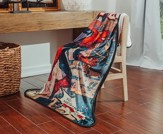 Spider-Man Marvel Comics Friendly Neighborhood Fleece Throw Blanket | Soft Polyester Cover for Sofa, Bed | 45 x 60 Inches