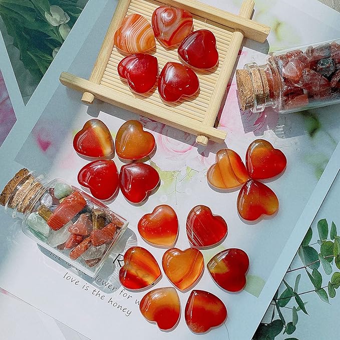 20 PCS Natural Heart Healing Crystals Red Carnelian Agate Polished Crystal Mini Pocket Stones Cute Palm Love Gemstones Set Bulk Wholesale Reiki Energy Balancing Meditation Valentine's Day Gift