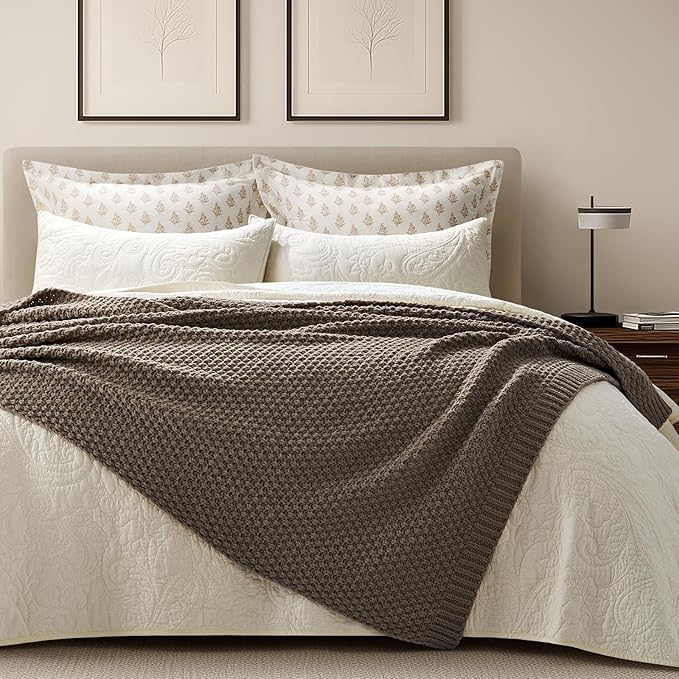 EVERGRACEHOME Chunky Chenille Knit Throw Blanket, 60 x 80, Mocha Brown | Sculpted Moss Stitch, Chic Modern Farmhouse, All-Season Warmth, OEKO-TEX® Certified, Elegant Blanket for Couch, Bed, Sofa