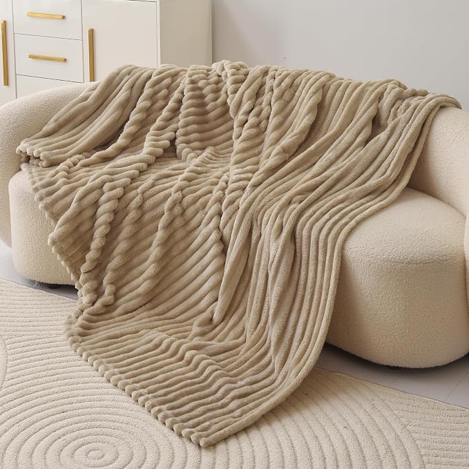 Fleece Throw Blanket for Couch & Bed, Cozy Warm Gifts for Women Girls | Soft flannel, no-pill & no-shed. Lightweight for sofa, chair, car and home decor. For Mother's Day, Graduation, Christmas.