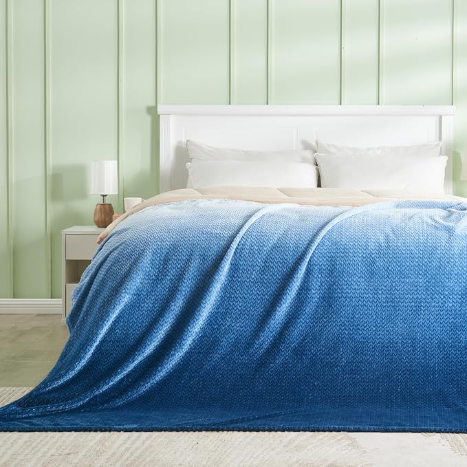 NEWCOSPLAY Fleece Leaves Pattern Throw Blanket, Ombre Blue, 50"x60" | Super Soft Throw Blanket, Lightweight Cozy Bed Sofa Blanket, Premium Silky Flannel Fleece, Travel Blanket for All Season Use