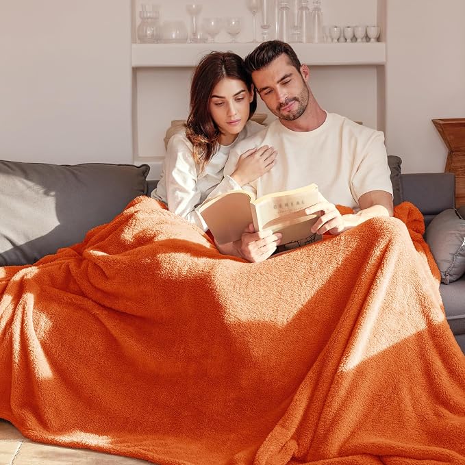 Exclusivo Mezcla Soft Plush Fleece Twin Size Blankets for Bed Living Room | Lightweight Fuzzy Fluffy Large Blanket for All Seasons, Cozy Velvet for Women Men, Machine Washable, 60"x80", Burnt Orange