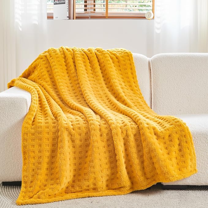 NEWCOSPLAY 3D Waffle Checkered Flannel Queen Blanket, Yellow, 90"x90" | Super Soft Cute Lightweight Decorative Premium Silky Fleece Blanket for Couch Sofa Bed, Gift for Women Men, All Season Use