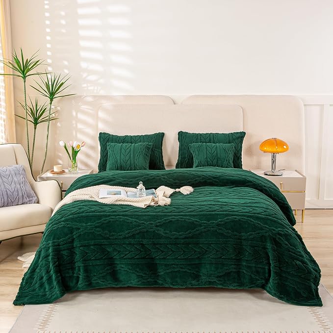 YUSOKI Sherpa Fleece Twin XL Size Blanket, Forest Green, 65"x90" | 3D Stylish Design,320GSM, Non-Shedding, Lightweight for All Season Use, stays fluffy after repeated washes, Perfect Gifts