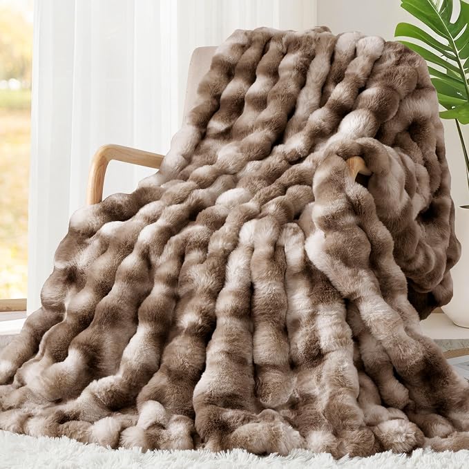 Luxury 1000GSM Faux Rabbit Fur Throw Blanket, Super Heavy Warm Cozy Brown Blankets for Couch Bed Sofa, Ruched Plush Fuzzy Elegant Soft Reversible Mink Blanket for Living Room Bedroom