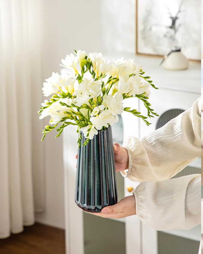 vancasso Ceramic Vase, 7.8 Inch Modern Ribbed Glossy Decorative Vase, Flower vase for Home Decor, Living Room, Bedroom, Office Decor, Green