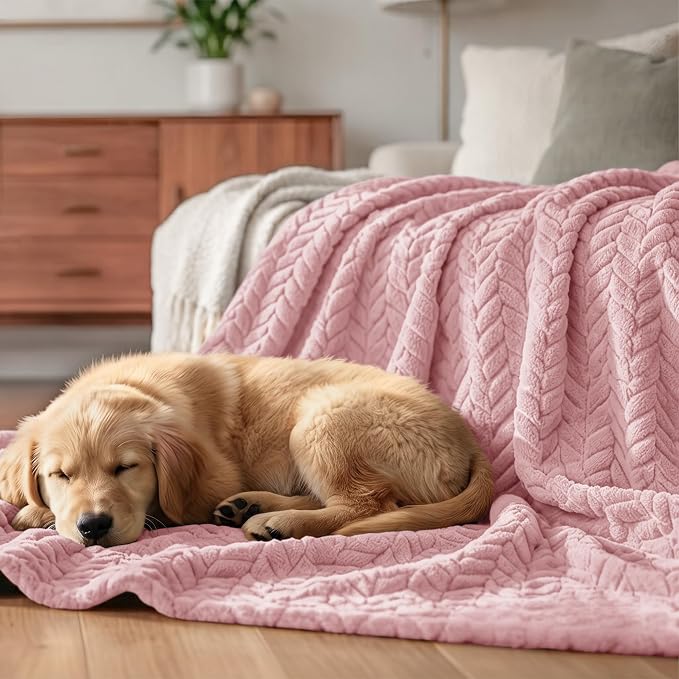 Exclusivo Mezcla Soft Fleece Bed Blanket Queen Size, 90”x90”, Pink | Cozy Fluffy Lightweight Blankets for Summer, Decorative Plush Flannel Throws for Living room, Bedroom with Leaves Pattern