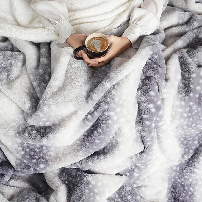 Cozy Bliss Luxury Faux Fur Throw Blanket Animal Print, Non Shedding Double Sided Sherpa Blankets Super Soft Fluffy Thick Warm Throws Home Decor for Christmas Couch Bed Sofa Women (Grey, 50x60 Inches)