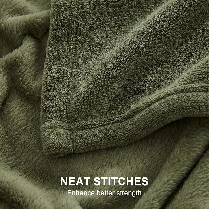 Hansleep Throw XL Moss Green Fleece Blanket, Soft Flannel Bed Blanket | Fuzzy Cozy Blanket 50x70 Inches, Multi-use for Bed, Sofa, Couch, Travel, Camping, All Season Warm Lightweight Cover